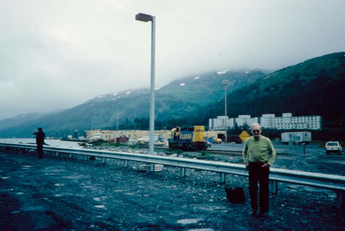 AL013600