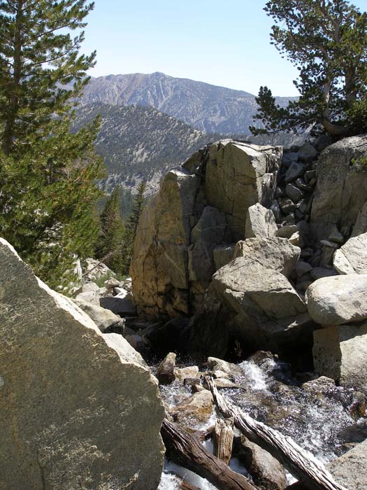 Lake Sabrina  702